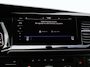Volkswagen Transporter 2.0 TDI 150 pk DSG DC Bulli | Dubbele cabine | Dubbel Schuifdeur | Navigatie | ACC | App connect | LED | Camera | Stoelverwarming | Digital cockpit | PDC | Trekhaak | 18" LM velgen | Glaslook panelen | Mat zwart Sidebars | Betimmering |