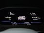 Volkswagen Transporter 2.0 TDI 150 pk DSG DC Bulli | Dubbele cabine | Dubbel Schuifdeur | Navigatie | ACC | App connect | LED | Camera | Stoelverwarming | Digital cockpit | PDC | Trekhaak | 18" LM velgen | Glaslook panelen | Mat zwart Sidebars | Betimmering |