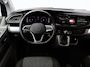 Volkswagen Transporter 2.0 TDI 150 pk DSG DC Bulli | Dubbele cabine | Dubbel Schuifdeur | Navigatie | ACC | App connect | LED | Camera | Stoelverwarming | Digital cockpit | PDC | Trekhaak | 18" LM velgen | Glaslook panelen | Mat zwart Sidebars | Betimmering |