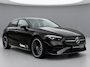 Mercedes-Benz A-klasse 180 Business Solution AMG | AMG Plus Pakket | Night Pakket | Panoramadak | Burmester Surround Sound | 360° Camera | Head-up Display | Dodehoekassistent | MULTIBEAM LED Koplampen | Elektrisch Verstelbare Stoelen + Memory | Stoelverwarming | Sfeerverlichting | Apple CarPlay | Android Auto | Elektrisch Inklapbare Buitenspiegels | Parkeersensoren