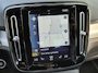 Volvo XC40 1.5 T5 Recharge Business Pro / Dealer Onderhouden / Trekhaak Wegklapbaar (1800KG) / Schuif- en Kantel Dak / Harman Kardon Audio / Stoel & Stuurverwarming / Elektrische Achterklep / Rondomzicht Camera / Adaptief Cruise Control /