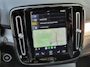 Volvo XC40 1.5 T5 Recharge Business Pro / Dealer Onderhouden / Trekhaak Wegklapbaar (1800KG) / Schuif- en Kantel Dak / Harman Kardon Audio / Stoel & Stuurverwarming / Elektrische Achterklep / Rondomzicht Camera / Adaptief Cruise Control /