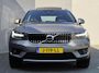 Volvo XC40 1.5 T5 Recharge Business Pro / Dealer Onderhouden / Trekhaak Wegklapbaar (1800KG) / Schuif- en Kantel Dak / Harman Kardon Audio / Stoel & Stuurverwarming / Elektrische Achterklep / Rondomzicht Camera / Adaptief Cruise Control /