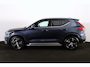 Volvo XC40 T4 Recharge Inscription Expression - Panoramisch schuif-/kanteldak - Harman Kardon Audio - FULL-LED koplampen - Verwarmbare voorstoelen - Verwarmbaar stuurwiel - Parkeersensoren voor/achter - Parkeercamera - 19' LMV - Trekhaak semi elektrisch inklapbaar