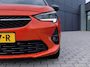 Opel Corsa 1.2 GS Line | Incl. 12 maanden garantie | Cruise control | Stoel/stuurverwarming | Parkeercamera | Apple carplay/Android auto | Parkeersensoren | 100% onderhouden |