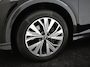 Audi Q4 Sportback e-tron 40 S edition 77 kWh l Lederen bekleding l Panoramadak l Stoelverwarming l Parkeersensoren l Lm-Velgen l