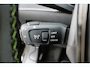Peugeot e-208 EV GT Pack 50 kWh | Fase 3 laden | SOH 89,5% | Panoramadak | Navigatie | Camera | Stoelverwarming | NL auto | 1e Eigenaar |