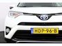 Toyota RAV4 2.5 Hybrid Dynamic | Parkeersensoren voor+ achter | Camera |  Trekhaak |