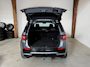 Land Rover Discovery Sport P300e 1.5 R-Dynamic SE - SOH 90% - Panorama - Trekhaak - Meridian