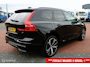 Volvo XC60 2.0 T6 Plug-in hybrid AWD Plus Black Edition, Panoramadak, 21 Inch LMV + Nieuwe banden, Stoel-stuuren achterbankverwarming, Trekhaak, Donker glas, Navi, App connect, Cruise, Clima