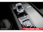 Volvo XC60 2.0 T6 Plug-in hybrid AWD Plus Black Edition, Panoramadak, 21 Inch LMV + Nieuwe banden, Stoel-stuuren achterbankverwarming, Trekhaak, Donker glas, Navi, App connect, Cruise, Clima