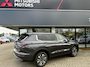 Mitsubishi Outlander 2.4 PHEV Intense Nieuw uit voorraad leverbaar | Stoelverwarming voor | Lederen bekleding | Verwarmbaar stuurwiel | Adaptieve Cruise Control | Parkeersensoren voor- en achter | 8 jaar fabrieksgarantie
