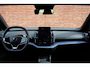Volvo EX30 P3 Plus Europa 51 kWh | Demo deal | Elektrisch verstelbare voorstoelen | Stoel-/ stuurwielverwarming | Harman Kardon | Pilot assist | BLIS | Apple carplay/ Android auto | 18 inch. lichtmetalen velgen | Keyless entry | Elektrisch bedienbare achterklep