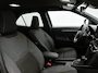 Toyota Yaris Cross 1.5 Hybrid 115 Dynamic Comfort Pack | BTW voertuig | Dodehoek detectie | Stoel+stuurverwarming | Parkeersensoren voor+achter | Draadloze telefoonlader |