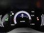Toyota Yaris Cross 1.5 Hybrid 115 Dynamic Comfort Pack | BTW voertuig | Dodehoek detectie | Stoel+stuurverwarming | Parkeersensoren voor+achter | Draadloze telefoonlader |