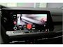 Volkswagen Golf 2.0 TSI GTI CLUBSPORT 300 PK / PANO / EVENTURI / ZAERO BODYKIT / BLACK STYLE / 19" / UNIEK
