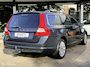 Volvo V70 T4 Momentum|Leder|Stoelverwarming|Navigatie|PDC|Bochtenverlichting