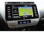 Toyota Land Cruiser 2.8 D-4D-F Black Edition Window Van