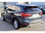 BMW X1 xDrive20i High Executive | 2e Eigenaar | Trekhaak | Cruise Control | Panoramadak | Electrische achterklep |
