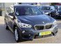 BMW X1 xDrive20i High Executive | 2e Eigenaar | Trekhaak | Cruise Control | Panoramadak | Electrische achterklep |