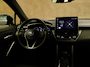 Toyota Corolla Cross Hybrid 140 Style - ORIGINEEL NEDERLANDSE AUTO - AFKOMSTIG VAN 1E EIGENAAR - PARKEERSENOREN VOOR/ ACHTER - THUISKOMER RESERVEWIEL - DODEHOEK DETECTIE - ELEKTRISCHE ACHTERKLEP - NAVIGATIE - CAMERA - CLIMATE CONTROL