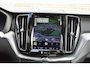 Volvo XC60 T6 340PK Plug-in hybrid AWD R-Design | Lighting | Trekhaak | 22'' | Harman/Kardon |