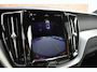 Volvo XC60 T6 340PK Plug-in hybrid AWD R-Design | Lighting | Trekhaak | 22'' | Harman/Kardon |