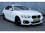 BMW 1-Serie 118i Edition M Sport Shadow Executive | Achteruitrijcamera | Parkeerassistent | Sportstoelen | LED Koplampen | Privacy Glas | Cruise Control | Lichtmetalen Velgen 18 inch | Navigatie Business