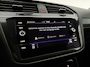 Volkswagen Tiguan Allspace 1.5 TSI R-Line Business+ 7p. | Pano | Camera | Sfeer | Virtual | Carplay | Trekhaak | IQ Lights