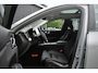 Volvo XC60 T6 Plug-in hybrid AWD Ultra Dark | Luchtvering | Trekhaak | Panoramisch Schuif-/Kanteldak | Verwarmbare voorstoelen en achterbank | Head up display | 360 graden camera | Google Navigatie | BLIS | Adaptieve Cruise Control | Keyless |