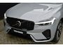 Volvo XC60 T6 Plug-in hybrid AWD Ultra Dark | Luchtvering | Trekhaak | Panoramisch Schuif-/Kanteldak | Verwarmbare voorstoelen en achterbank | Head up display | 360 graden camera | Google Navigatie | BLIS | Adaptieve Cruise Control | Keyless |