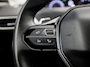 Peugeot 3008 1.2 PureTech Allure Automaat (APPLE CARPLAY, LED KOPLAMPEN, FOCAL AUDIO, LEDER, SPORTSTOELEN, GETINT GLAS, CRUISE, DAKRAILS, NIEUWSTAAT)
