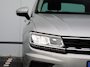 Volkswagen Tiguan 1.5 TSI ACT Comfortline Business 150PK DSG | Trekhaak | LED | Stoelverwarming | Navigatie | Elektrische achterklep | Cruise control | Lichtmetalen velgen |