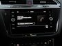 Volkswagen Tiguan 1.5 TSI ACT Comfortline Business 150PK DSG | Trekhaak | LED | Stoelverwarming | Navigatie | Elektrische achterklep | Cruise control | Lichtmetalen velgen |
