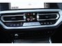 BMW 3-Serie Touring (G21) 330e 292PK XDRIVE M-SPORT SHADOW LINE Panodak | 95% SOH | Navi | Comfort Access | Laser Light | Memory | Sfeerverl. | Active Cruise | Head Up | 19 Inch Lm |