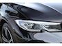BMW 3-Serie Touring (G21) 330e 292PK XDRIVE M-SPORT SHADOW LINE Panodak | 95% SOH | Navi | Comfort Access | Laser Light | Memory | Sfeerverl. | Active Cruise | Head Up | 19 Inch Lm |