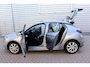 Opel Corsa 1.2 Edition O.a: Afn. trekhaak, 16 Inch L.m., Carplay, Pdc, Dab, etc..  Rijklaar! All-in Prijs.