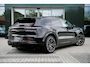 Porsche Cayenne Electric 113 kWh | SportDesign pakket | Achterasbesturing | Panoramadak | Passenger Display| Drive Assist | Head-Up Display | Sport Chrono pakket| 18-voudig Stoelventilatie | BOSE® Surround Sound System |