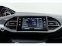 Peugeot 308 SW 1.2 Turbo GT-line 130 Pk | Trekhaak | Panorama Dak | Keyless Entry & Start | Navigatie | Climate Control | Cruise Control
