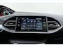 Peugeot 308 SW 1.2 Turbo GT-line 130 Pk | Trekhaak | Panorama Dak | Keyless Entry & Start | Navigatie | Climate Control | Cruise Control