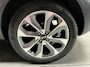 Kia Stonic DynamicLine NL AUTO NAP NAVI/CAMERA CARPLAY ANDROID TWO-TONE AIRCO CRUISE TREKHAAK!!