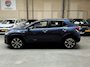 Kia Stonic DynamicLine NL AUTO NAP NAVI/CAMERA CARPLAY ANDROID TWO-TONE AIRCO CRUISE TREKHAAK!!