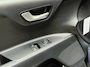 Kia Stonic DynamicLine NL AUTO NAP NAVI/CAMERA CARPLAY ANDROID TWO-TONE AIRCO CRUISE TREKHAAK!!