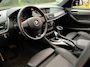 BMW X1 SDrive20i High Executive AUTOMAAT M-PAKKET/PANO/LEDER/XENON | KEURIGE AUTO !