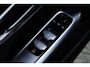 Mercedes-Benz C-klasse Estate 200 AMG Line | 204 PK | Panoramadak | Leder | 360°-camera | Massage stoelen | Mercedes-Benz C-Klasse Estate 200 AMG Line 204 PK met een 1.5-liter viercilinder benzinemotor met mild-hybride ondersteuning, lederen bekleding, elektrisch panoramadak, verwarmde en geventile