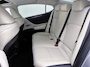 Lexus ES 300h Business Line | BTW voertuig | Elektrisch schuif-/kanteldak | Blindspot monitor | Lederen bekleding | Elektrisch verstelbare bestuurdersstoel | Stoelverwarming | Apple CarPlay/Android Auto | Cruise Control