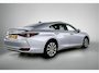 Lexus ES 300h Business Line | BTW voertuig | Elektrisch schuif-/kanteldak | Blindspot monitor | Lederen bekleding | Elektrisch verstelbare bestuurdersstoel | Stoelverwarming | Apple CarPlay/Android Auto | Cruise Control