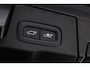 Volvo XC60 2.0 T8 Plug-in hybrid AWD Ultimate Dark | Long Range | Trekhaak | 22 inch | Head-up | Pano-dak |