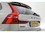 Volvo XC60 2.0 T8 Plug-in hybrid AWD Ultimate Dark | Long Range | Trekhaak | 22 inch | Head-up | Pano-dak |