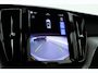 Volvo XC60 2.0 T8 Plug-in hybrid AWD Ultimate Dark | Long Range | Trekhaak | 22 inch | Head-up | Pano-dak |